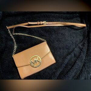 Michael Kors Clay Brown Pebbled Leather Adjustable Crossbody Bag Exc. Condition